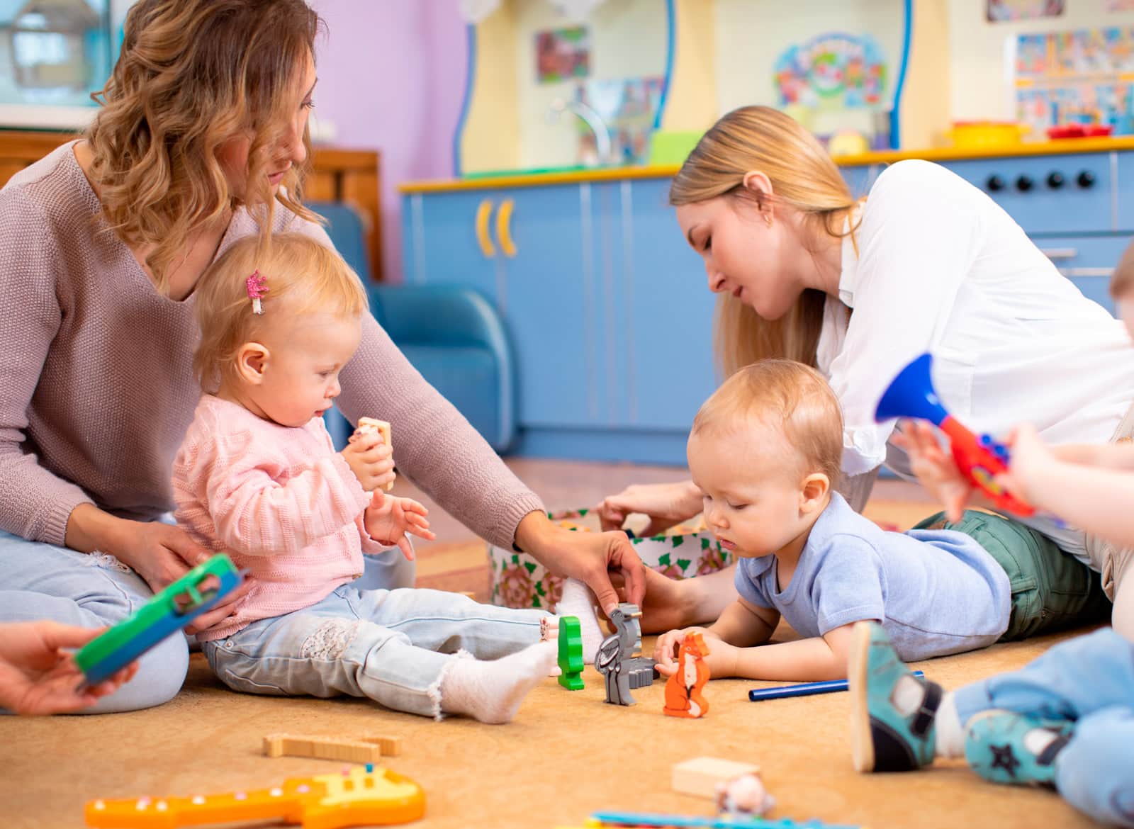 Quels sont les domaines et compétences liés à la puériculture
